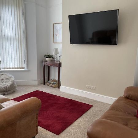 4 Bedroom House In Harrogate Town Centre Zewnętrze zdjęcie