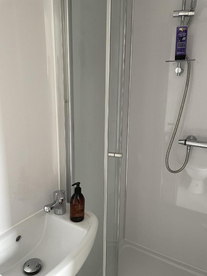 4 Bedroom House In Harrogate Town Centre Zewnętrze zdjęcie