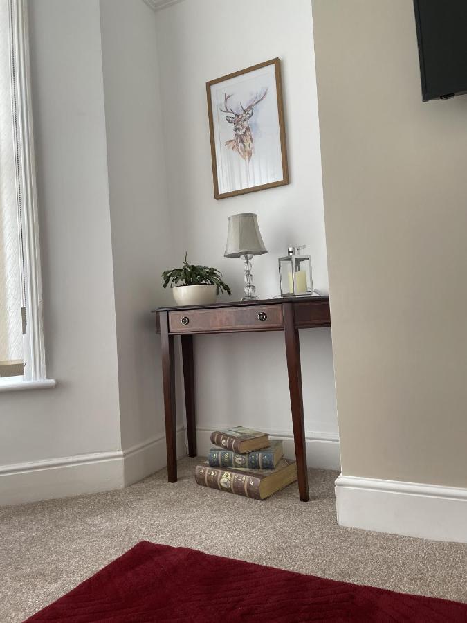 4 Bedroom House In Harrogate Town Centre Zewnętrze zdjęcie