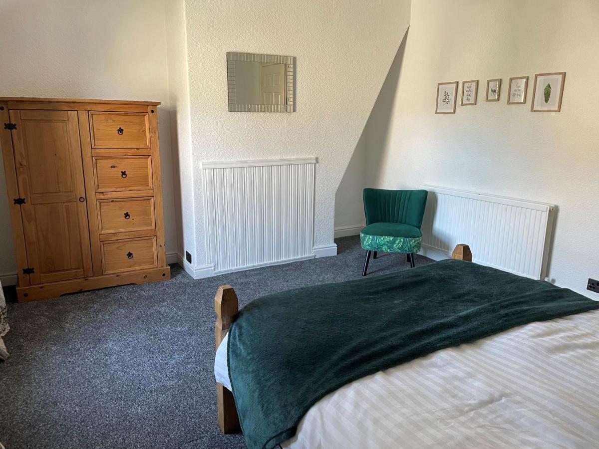4 Bedroom House In Harrogate Town Centre Zewnętrze zdjęcie
